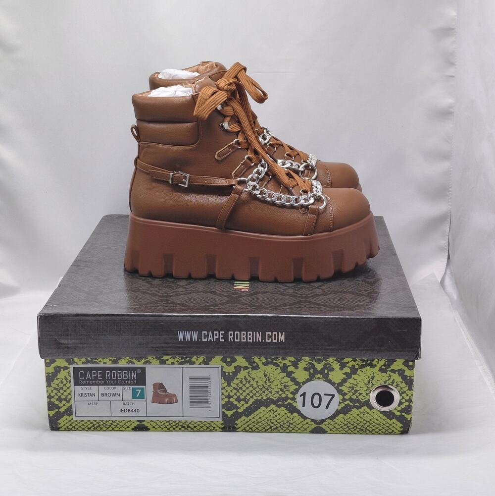 Cape Robbin Womens Kristan Combat Boots Size 7 Brown Chunky Platform Lace Up Y2K
